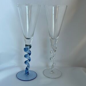 Vintage Set of 2 Hand Blown Champagne Flutes Swirl Stems 1-Blue 1- Clear 10.75”T